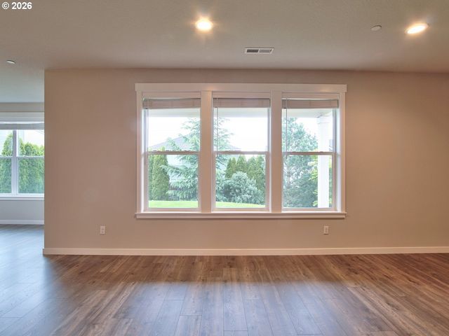 3686 Ne PIONEER St, Camas, WA 98607