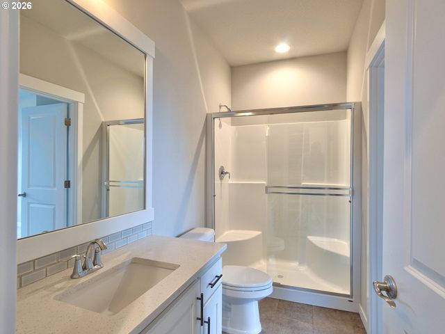 3686 Ne PIONEER St, Camas, WA 98607