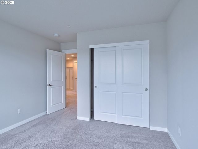 3686 Ne PIONEER St, Camas, WA 98607