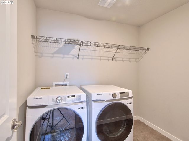 3686 Ne PIONEER St, Camas, WA 98607