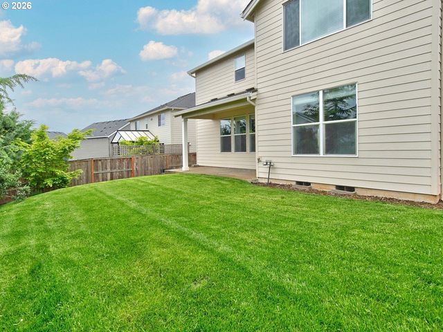 3686 Ne PIONEER St, Camas, WA 98607