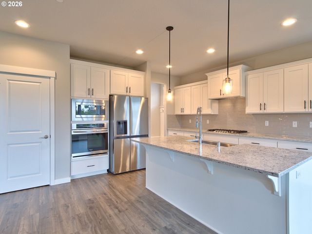 3686 Ne PIONEER St, Camas, WA 98607