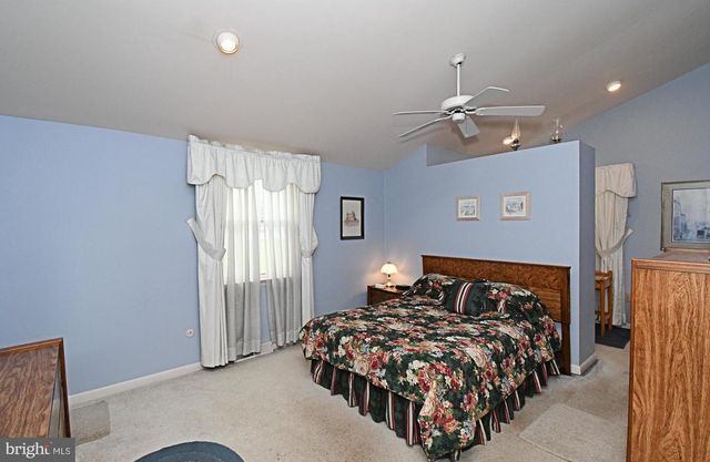 1002 TELEGRAPH RD, Perkasie, PA 18944