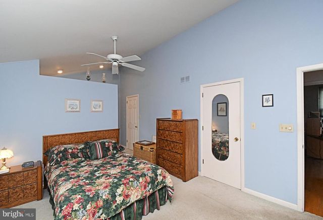 1002 TELEGRAPH RD, Perkasie, PA 18944
