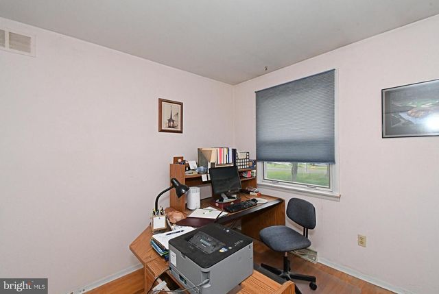 1002 TELEGRAPH RD, Perkasie, PA 18944