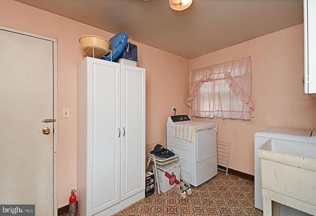 1002 TELEGRAPH RD, Perkasie, PA 18944