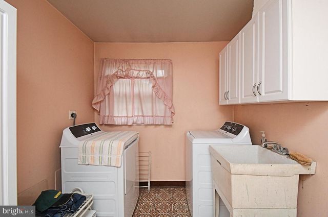 1002 TELEGRAPH RD, Perkasie, PA 18944