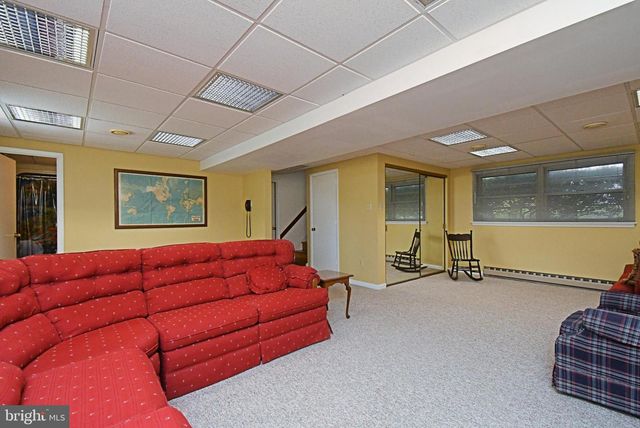 1002 TELEGRAPH RD, Perkasie, PA 18944