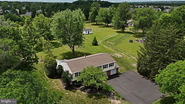 1002 TELEGRAPH RD, Perkasie, PA 18944