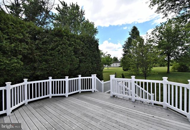 1002 TELEGRAPH RD, Perkasie, PA 18944