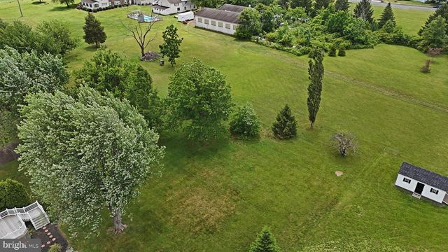 1002 TELEGRAPH RD, Perkasie, PA 18944