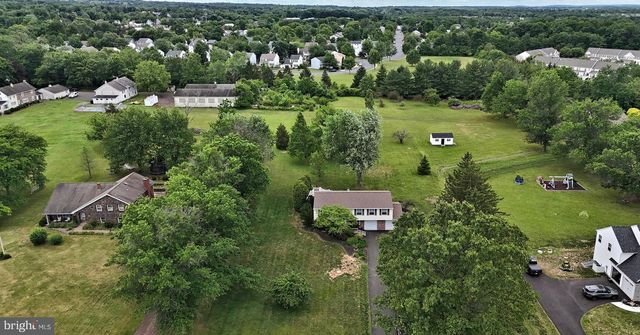 1002 TELEGRAPH RD, Perkasie, PA 18944