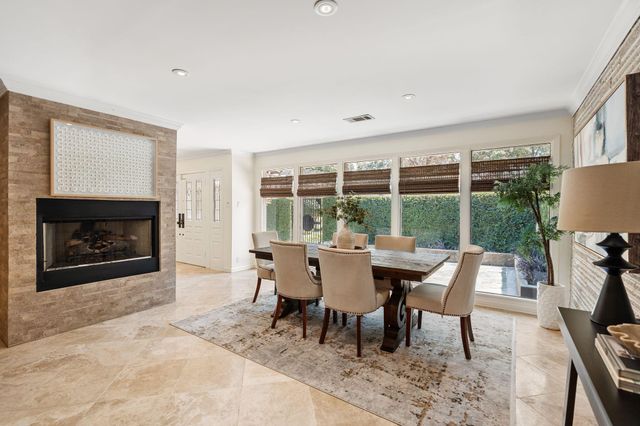 10034 Meadow Lake Lane, Houston, TX 77042