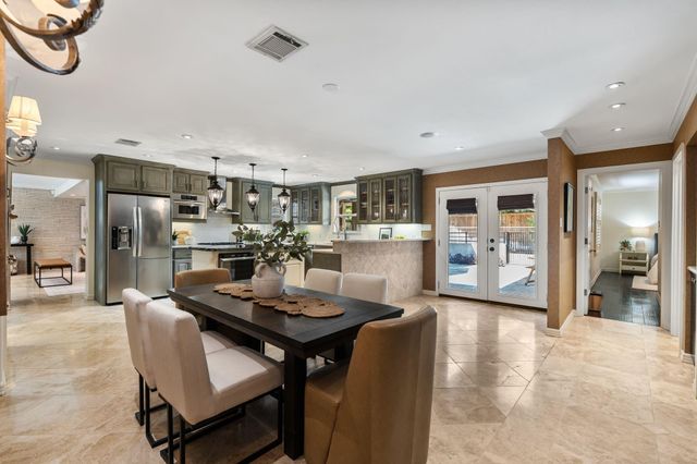10034 Meadow Lake Lane, Houston, TX 77042