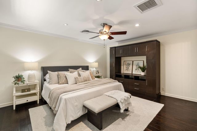 10034 Meadow Lake Lane, Houston, TX 77042