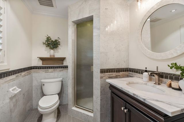 10034 Meadow Lake Lane, Houston, TX 77042