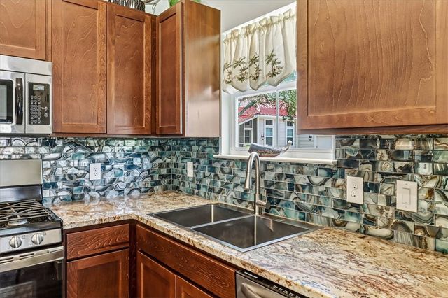 53 Old Cottage Beach, Rockport, TX 78382