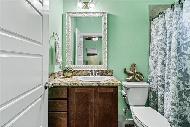 53 Old Cottage Beach, Rockport, TX 78382