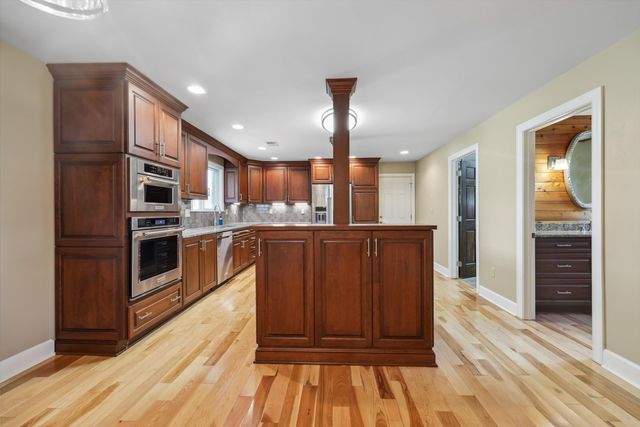 7470 Twin Brook Drive, Chattanooga, TN 37421