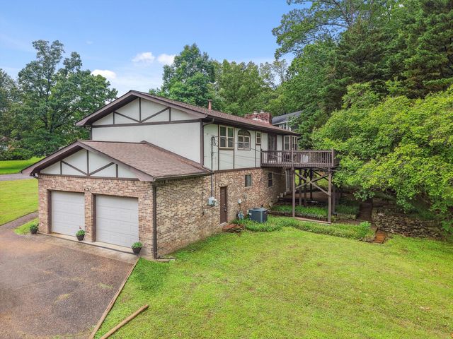 7470 Twin Brook Drive, Chattanooga, TN 37421