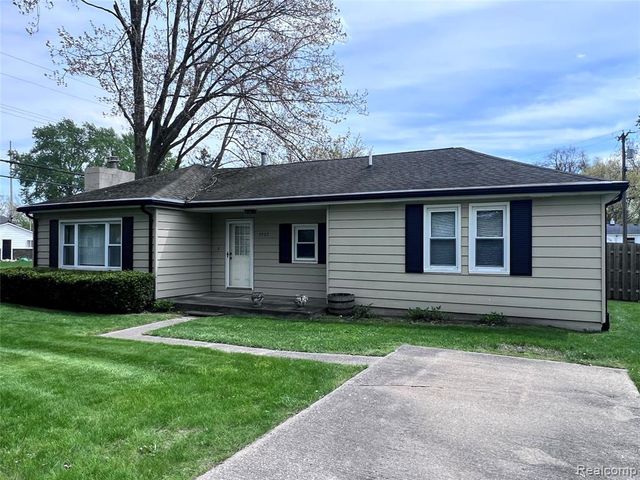 5505 Sunwood Drive, Waterford, MI 48329
