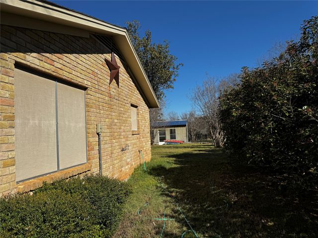 5500 Fall Creek Highway, Granbury, TX 76049