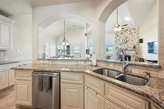 6153 Gibbons Creek Street, Fort Worth, TX 76179