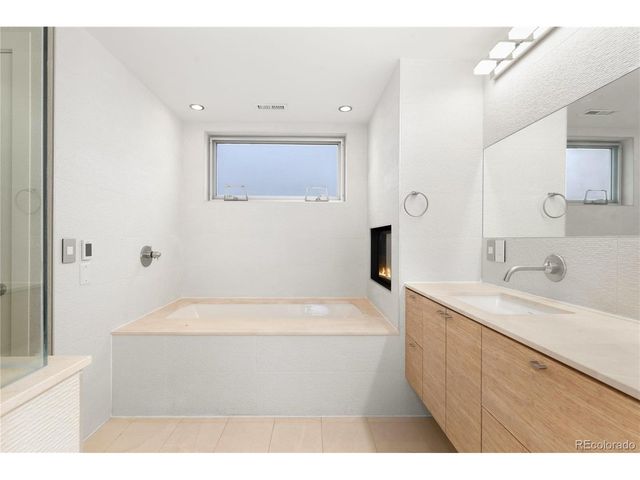 35 S Ogden St, Denver, CO 80209