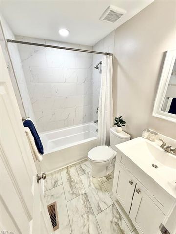 114 Ashford DR, Suffolk, VA 23434