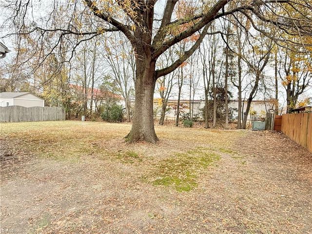 114 Ashford DR, Suffolk, VA 23434