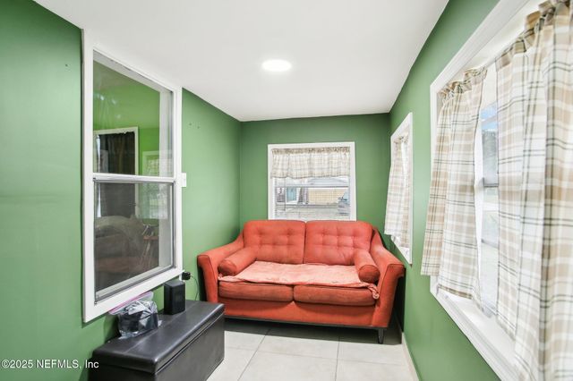 216 W FOX Street, Hastings, FL 32145