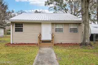 216 W FOX Street, Hastings, FL 32145