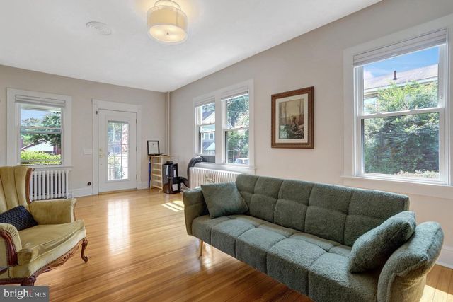915 20TH ST S, Arlington, VA 22202