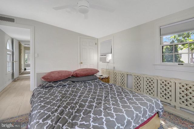 915 20TH ST S, Arlington, VA 22202