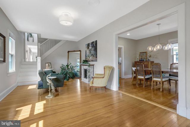 915 20TH ST S, Arlington, VA 22202