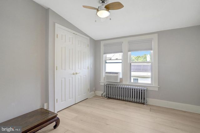 915 20TH ST S, Arlington, VA 22202