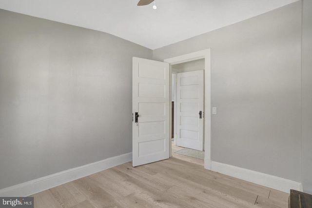915 20TH ST S, Arlington, VA 22202