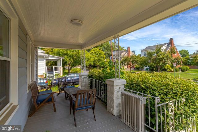 915 20TH ST S, Arlington, VA 22202