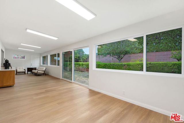 6204 S Corning Avenue, Los Angeles, CA 90056