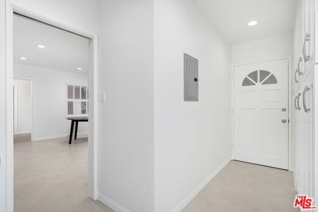 6204 S Corning Avenue, Los Angeles, CA 90056