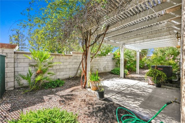 1745 Lily Pond Circle, Henderson, NV 89012