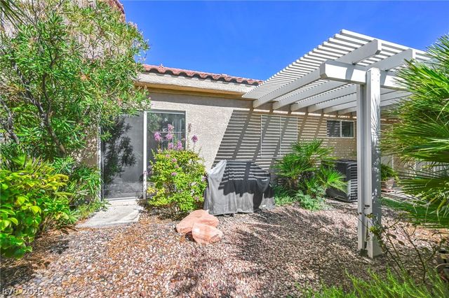 1745 Lily Pond Circle, Henderson, NV 89012