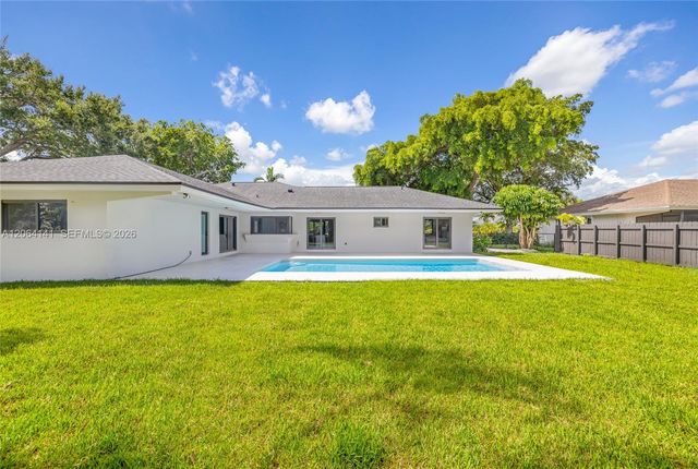 8865 SW 176th Ter, Palmetto Bay, FL 33157
