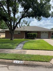 4505 Nina Lee Lane, Houston, TX 77092