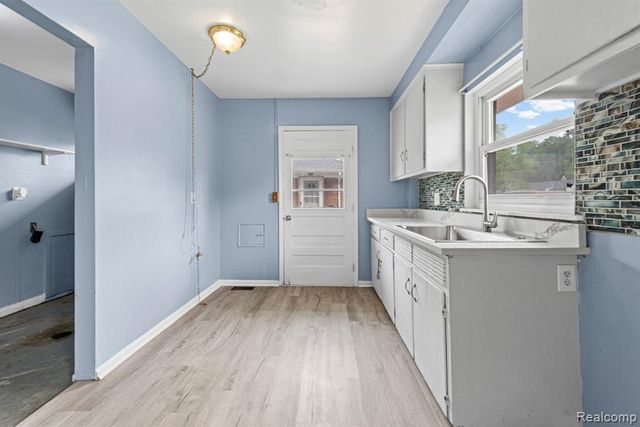 14466 Irene Street, Southgate, MI 48195
