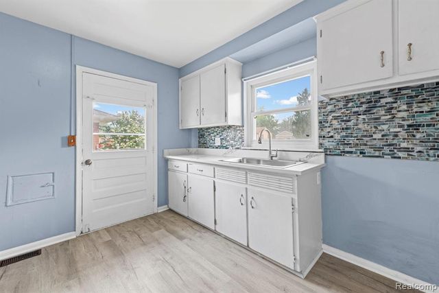 14466 Irene Street, Southgate, MI 48195