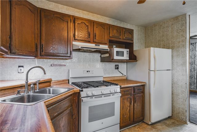 31 Timber Lane, Parkersburg, WV 26104