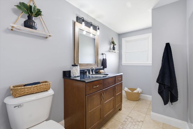 80 English Range Road, Derry, NH 03038