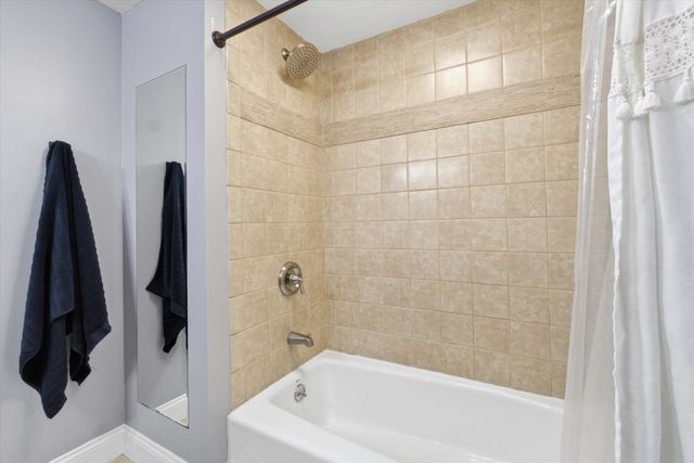 80 English Range Road, Derry, NH 03038