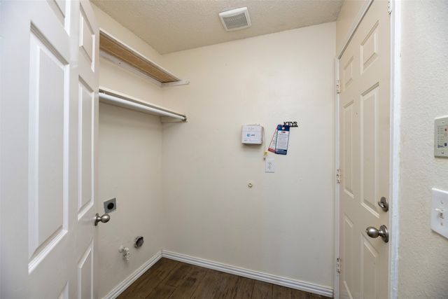 1410 Brookside Drive, Allen, TX 75002